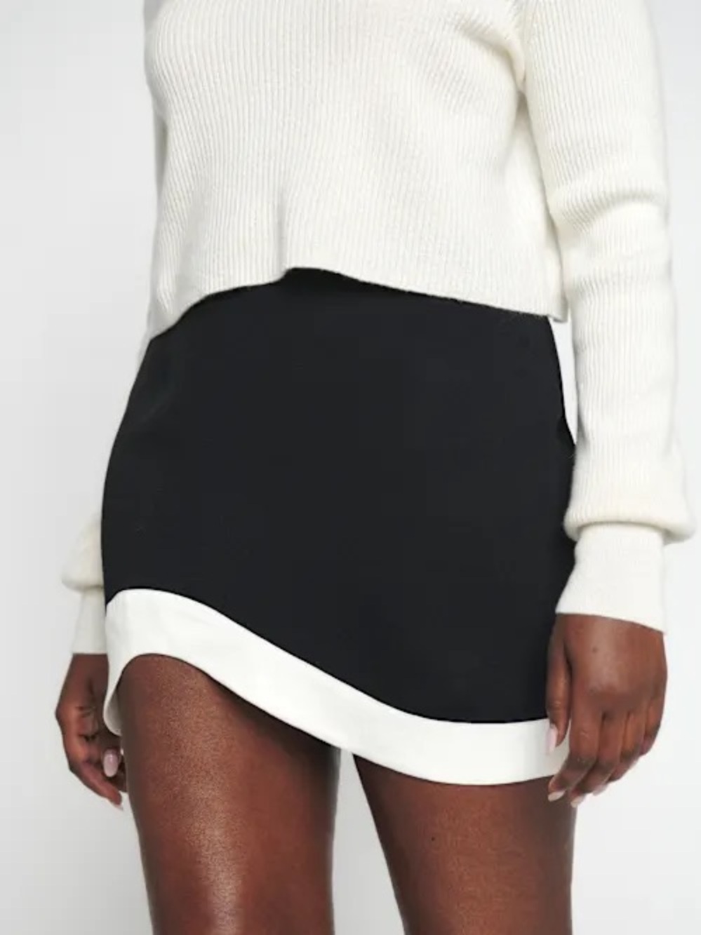 Reformation Black and White Penny Skirt Size 4
